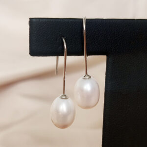 Boucles d'oreille en argent et perle d'eau douce